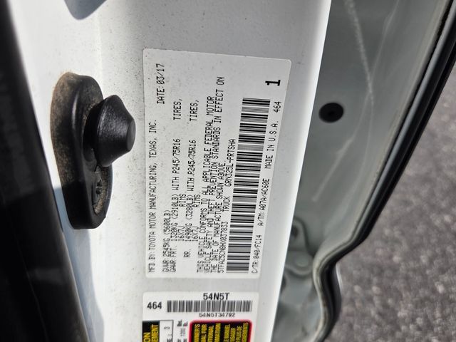 Used 2017 Toyota Tacoma SR5 w/ Tow Package RWD image 18