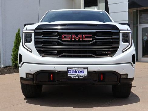 Certified 2025 GMC Sierra 1500 AT4 w/ Technology Package AWD/4WD image 2