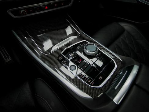 Used 2025 BMW X5 M60i AWD/4WD image 22