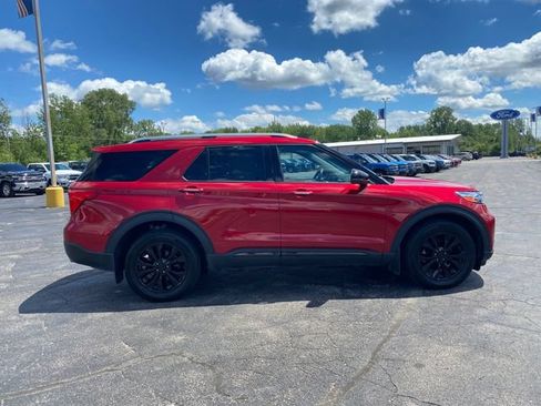 Used 2022 Ford Explorer Limited w/ Class IV Trailer Tow Package AWD/4WD image 7