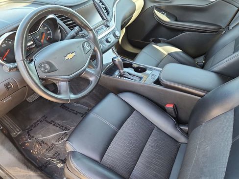 Used 2020 Chevrolet Impala LT FWD image 4