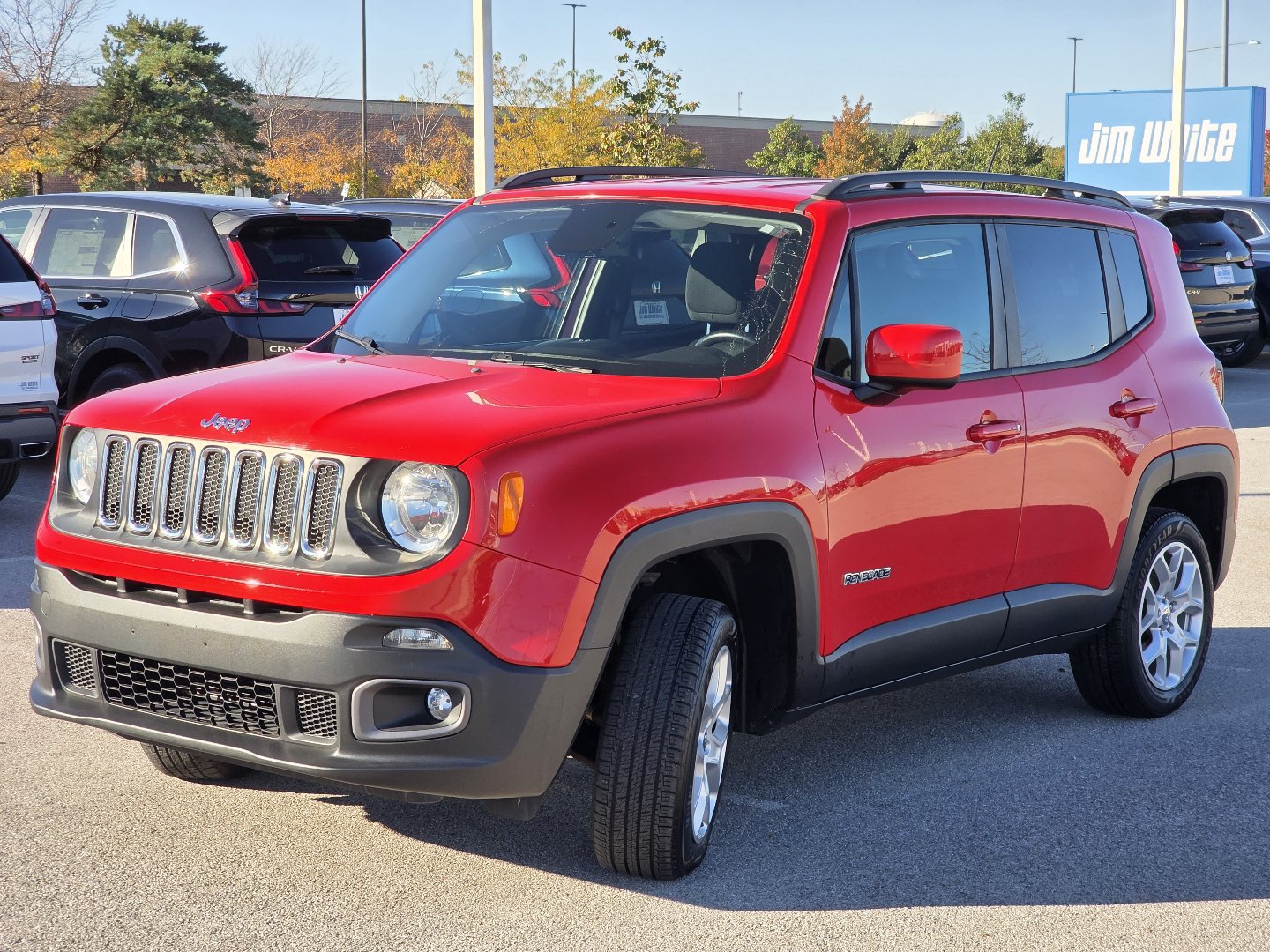 Used 2017 Jeep Renegade Latitude w/ Cold Weather Group AWD/4WD image 9