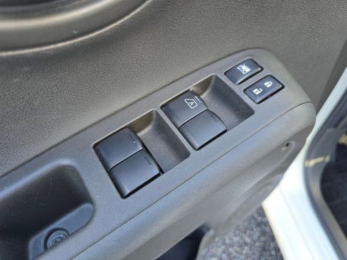 Used 2013 Nissan Cube 1.8 S w/ Interior Designer Pkg image 24