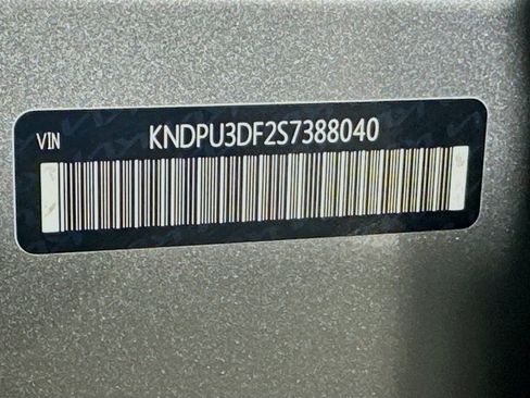 Used 2025 Kia Sportage LX image 12