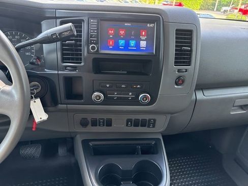 Used 2021 Nissan NV 2500 SV RWD image 18