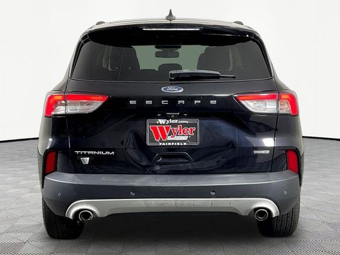 Used 2020 Ford Escape Titanium w/ Titanium Premium Package 2.0 AWD/4WD image 5