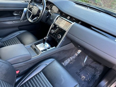 Used 2022 Land Rover Discovery Sport SE AWD/4WD image 18