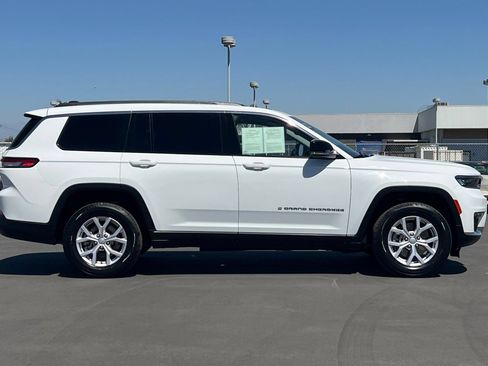 Used 2022 Jeep Grand Cherokee L Limited RWD image 3
