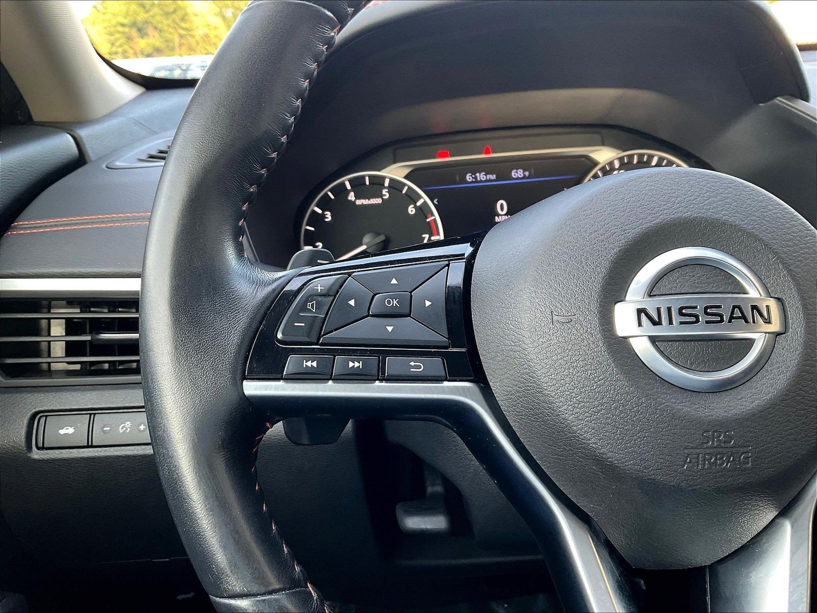 Used 2019 Nissan Altima 2.5 SR w/ SR Premium Package AWD/4WD image 11