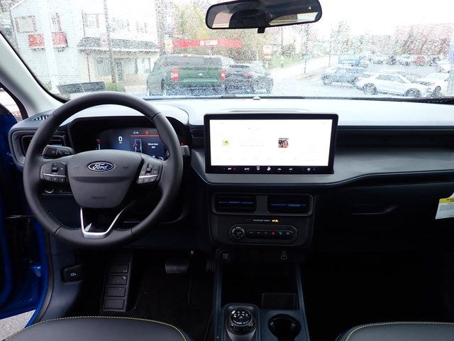 Used 2025 Ford Maverick Lobo AWD/4WD image 13