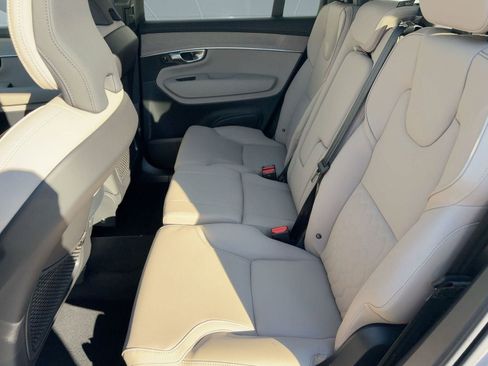 New 2026 Volvo XC90 B6 Plus w/ Protection Package Premier image 14