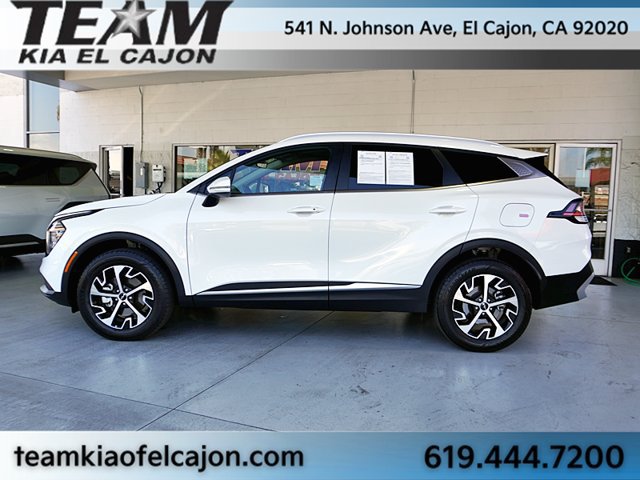 Certified 2025 Kia Sportage EX AWD/4WD image 6