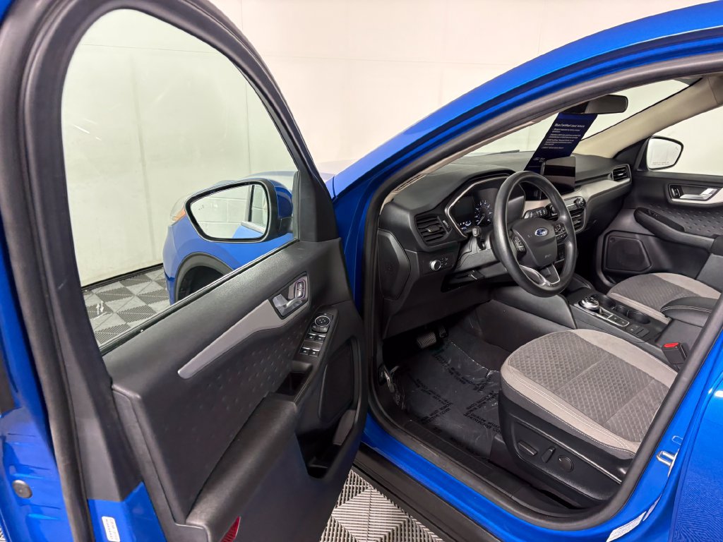 Certified 2020 Ford Escape SE AWD/4WD image 11