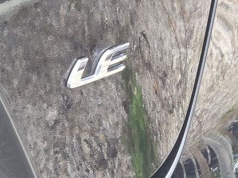 Used 2023 Toyota Corolla LE image 8