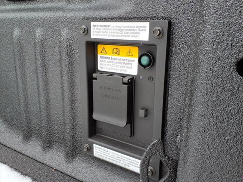 New 2026 Ford F250 XLT w/ XLT Premium Package image 9