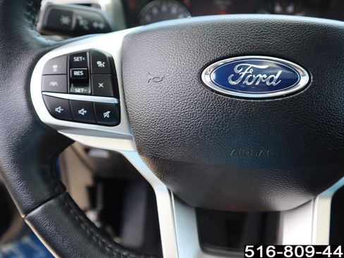 Used 2022 Ford Explorer XLT w/ Equipment Group 202A AWD/4WD image 22
