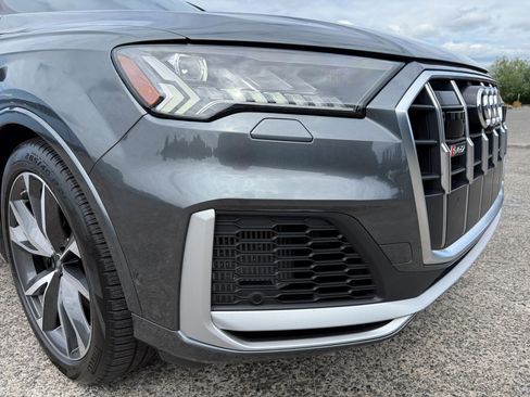 Used 2022 Audi SQ7 Prestige w/ Prestige Package image 17