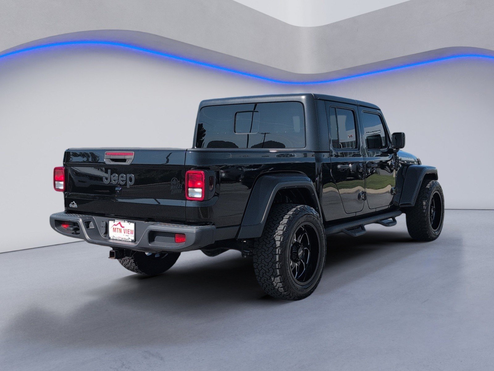 Used 2021 Jeep Gladiator Mojave AWD/4WD image 7
