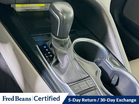 Used 2020 Toyota Camry XSE image 17