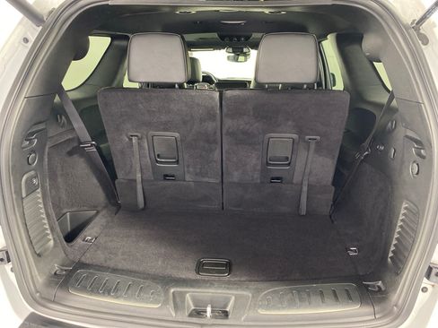 Used 2025 Dodge Durango GT AWD/4WD image 36