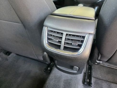 Used 2024 Chevrolet Malibu LT FWD image 13