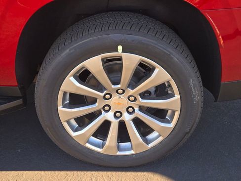 New 2026 Chevrolet Suburban Premier w/ Sun And Tow Package image 5