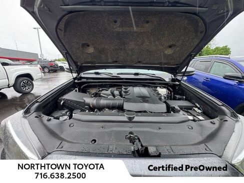 Used 2023 Toyota 4Runner Limited AWD/4WD image 16