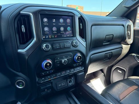 Used 2020 GMC Sierra 1500 AT4 w/ AT4 Premium Package AWD/4WD image 39