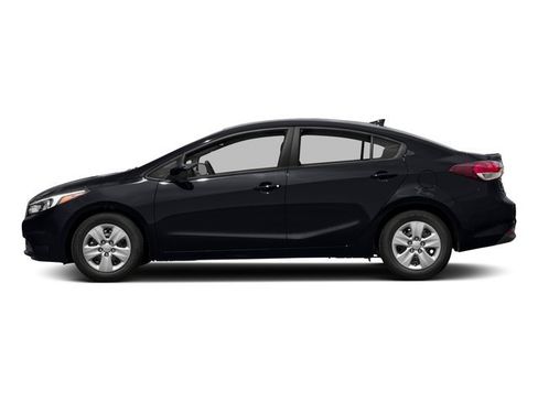Used 2017 Kia Forte LX FWD image 4