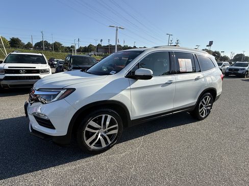 Used 2016 Honda Pilot Touring image 5