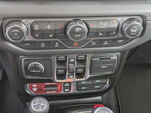 New 2026 Jeep Wrangler Unlimited Rubicon AWD/4WD image 19