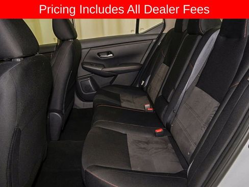 Certified 2025 Nissan Sentra SR FWD image 8