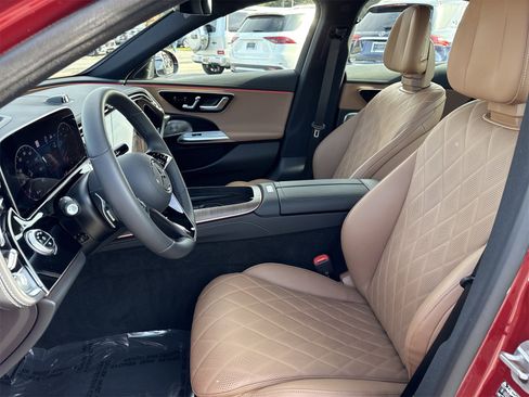 Used 2025 Mercedes-Benz E 450 E 450 image 9