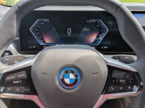 Used 2025 BMW i4 eDrive40 w/ M Sport Package RWD image 22