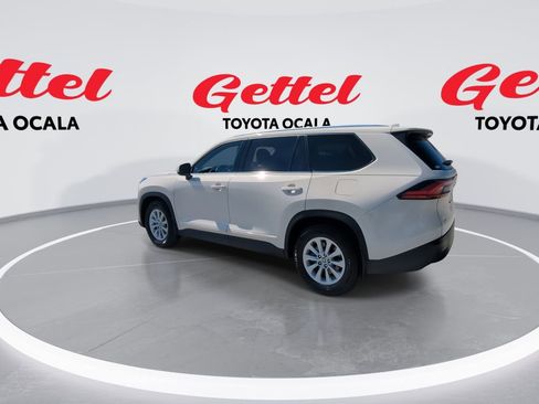 Used 2024 Toyota Grand Highlander Limited image 6