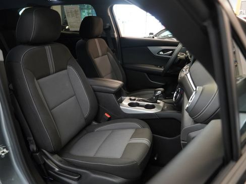 Used 2026 Chevrolet Blazer LT w/ Convenience Package FWD image 36