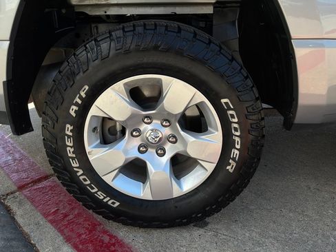 Used 2024 RAM 1500 Lone Star AWD/4WD image 9