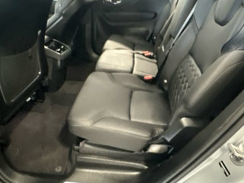 Used 2025 Volvo XC90 B6 Plus AWD/4WD image 33