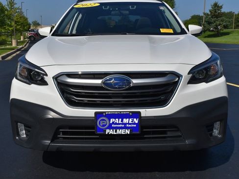 Used 2022 Subaru Outback Premium AWD/4WD image 4