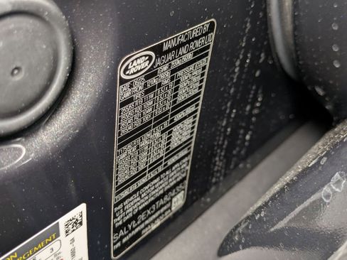 New 2026 Land Rover Range Rover Velar Dynamic SE image 19