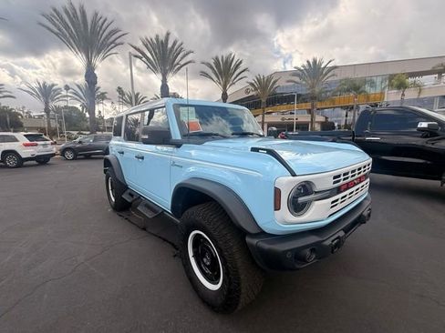 Used 2023 Ford Bronco Heritage Edition AWD/4WD image 1