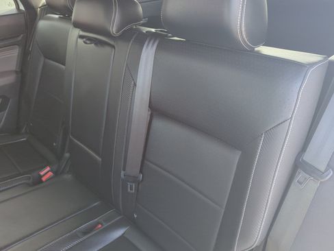 Certified 2022 Volkswagen Atlas Cross Sport SE AWD/4WD image 18