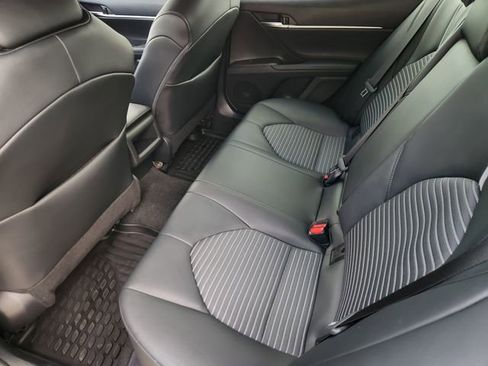 Used 2022 Toyota Camry SE image 23