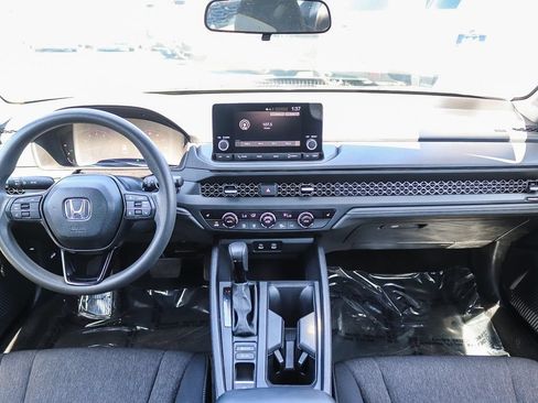 Used 2024 Honda Accord EX image 12