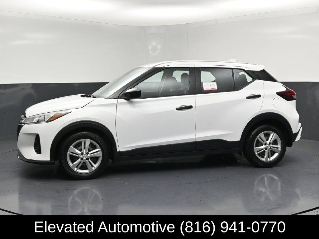 Used 2023 Nissan Kicks S FWD image 2