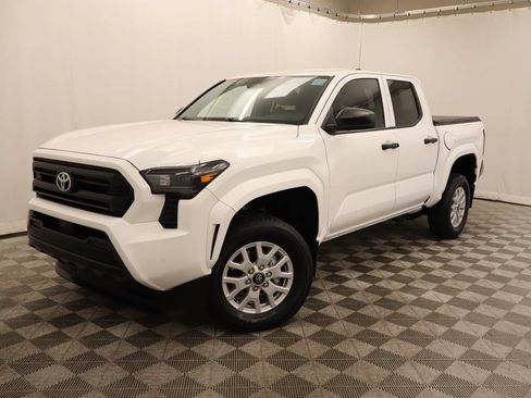 Used 2024 Toyota Tacoma SR w/ SR Upgrade Package AWD/4WD image 1