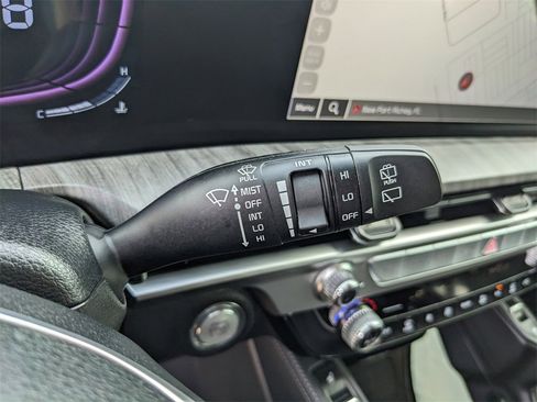 Certified 2024 Kia Telluride EX image 37