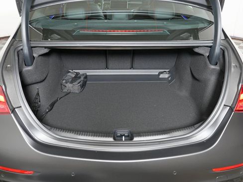 Used 2026 Mercedes-Benz C 43 AMG 4MATIC Sedan image 9