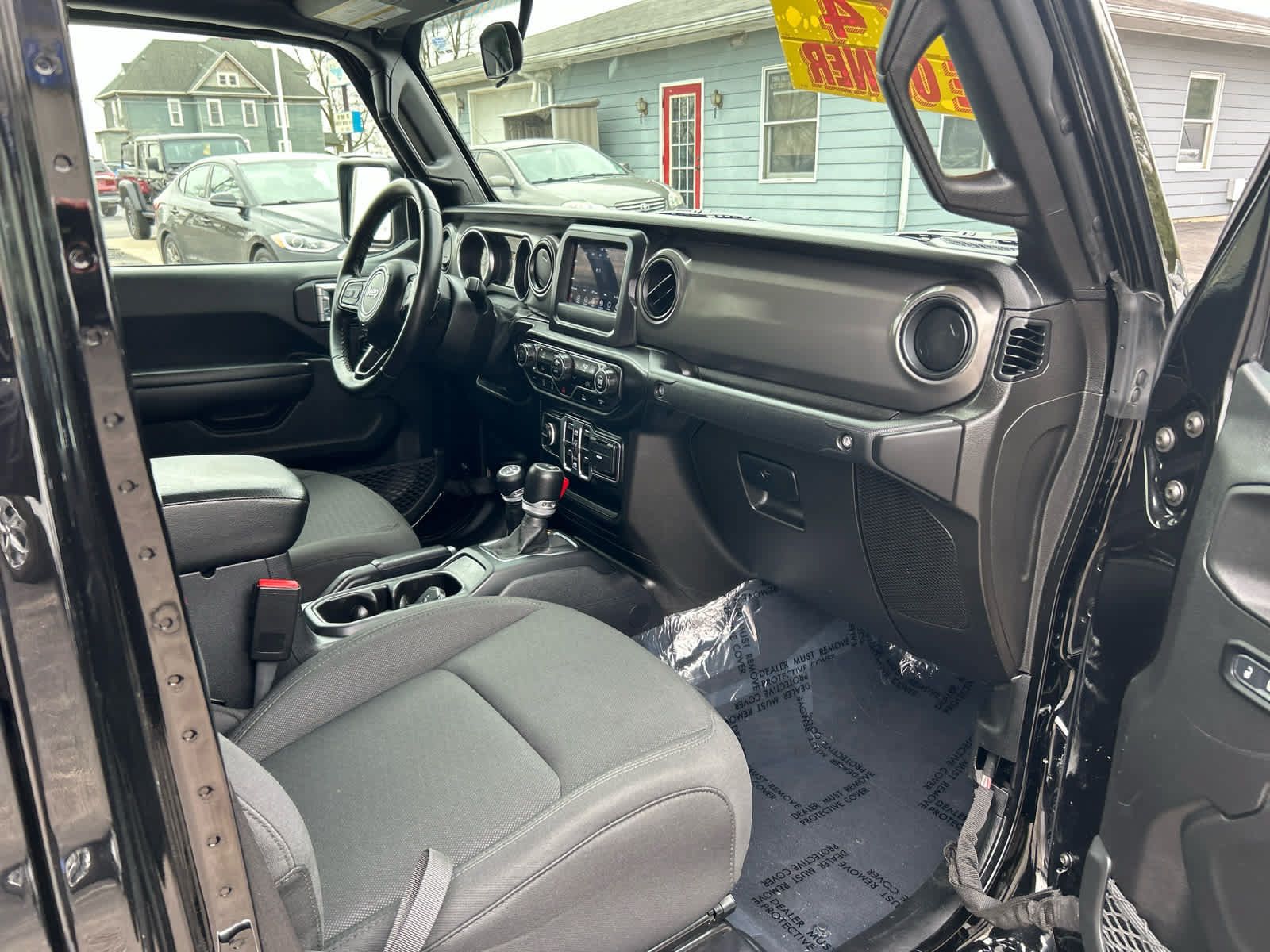 Used 2021 Jeep Gladiator Sport AWD/4WD image 27