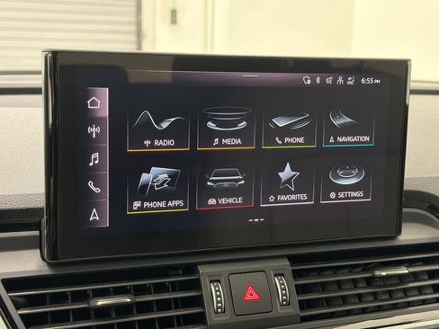 Used 2023 Audi Q5 2.0T Premium Plus AWD/4WD image 22